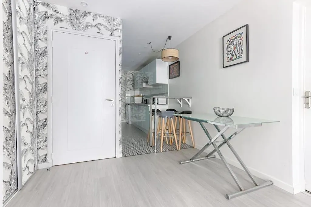 Saint Fargeau Gambetta IV Lovely Apartment 4P 1Br Paris